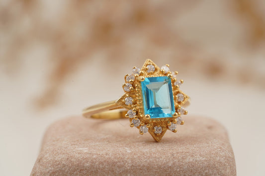 Vintage Cluster Unique Aquamarine Engagement Ring 14K Solid Gold