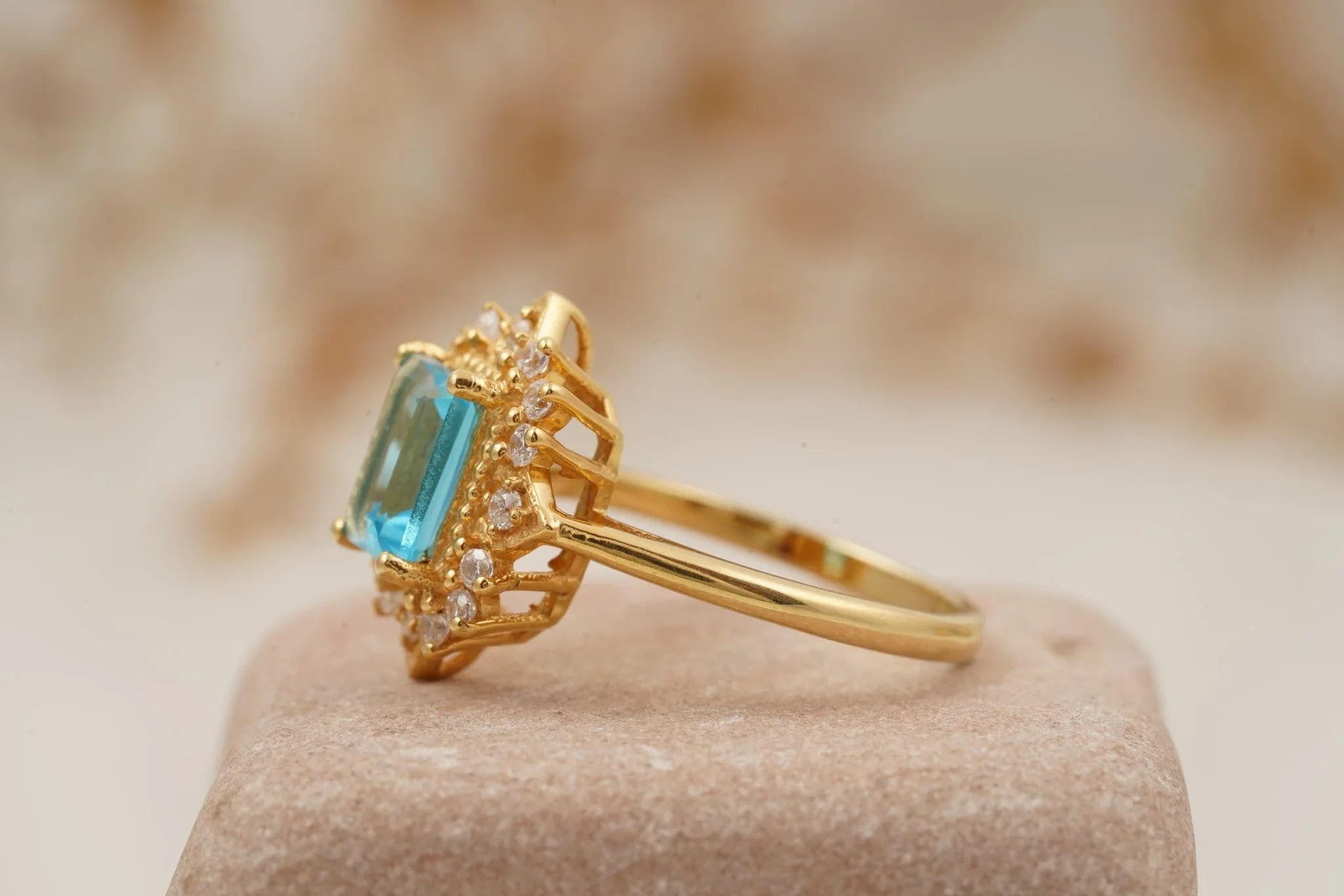 Vintage Cluster Unique Aquamarine Engagement Ring 14K Solid Gold - Gigiscc