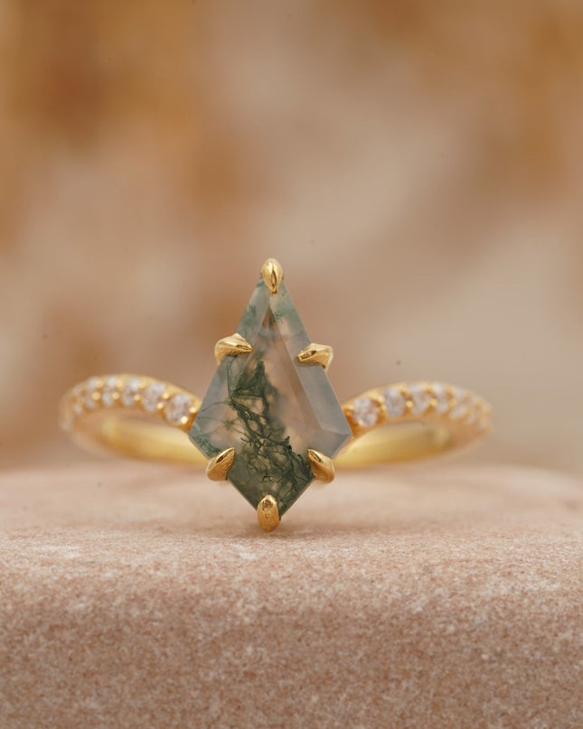 Kite Moss Agate Halo Diamond Engagement Ring