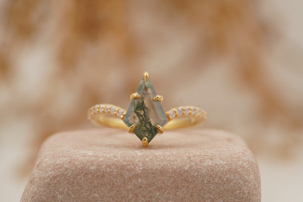 Kite Moss Agate Halo Diamond Engagement Ring