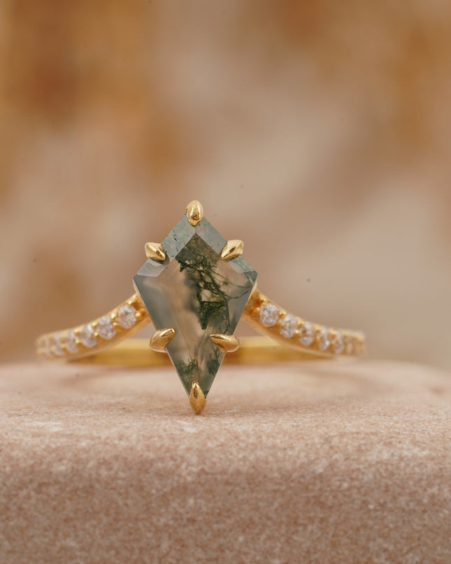 Kite Moss Agate Halo Diamond Engagement Ring