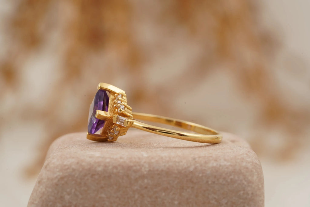 Princess Cut Amethyst Cluster Engagement Ring - Gigiscc