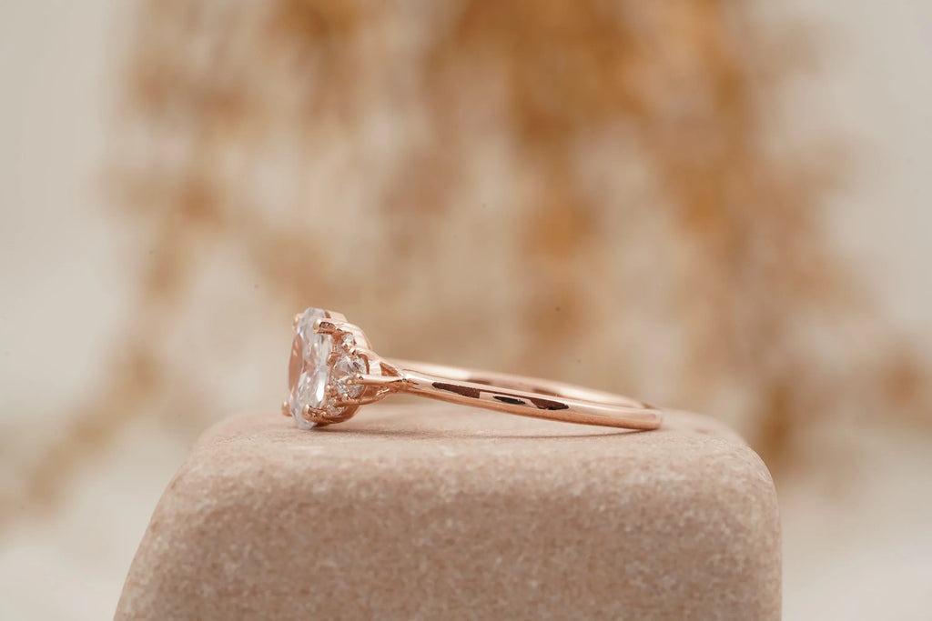 1.5ct Oval Cut Moissanite Cluster Rose Gold Engagement Ring - Gigiscc