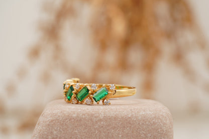 Baguette Cut Emerald Gemstone Stacking Matching Wedding Band