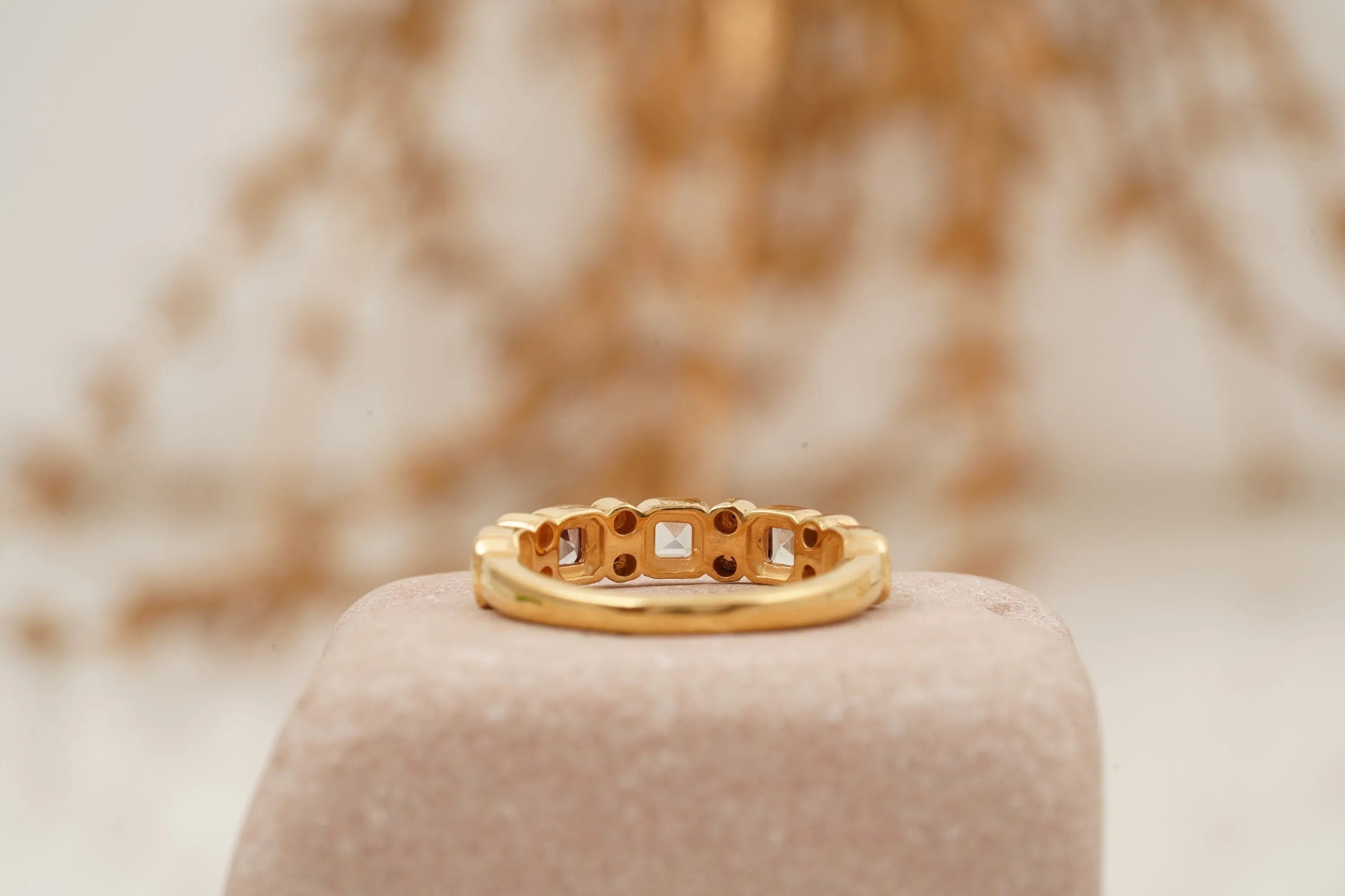 Princess Cut Alexandrite Wedding Band 14K Solid Gold Band - Gigiscc