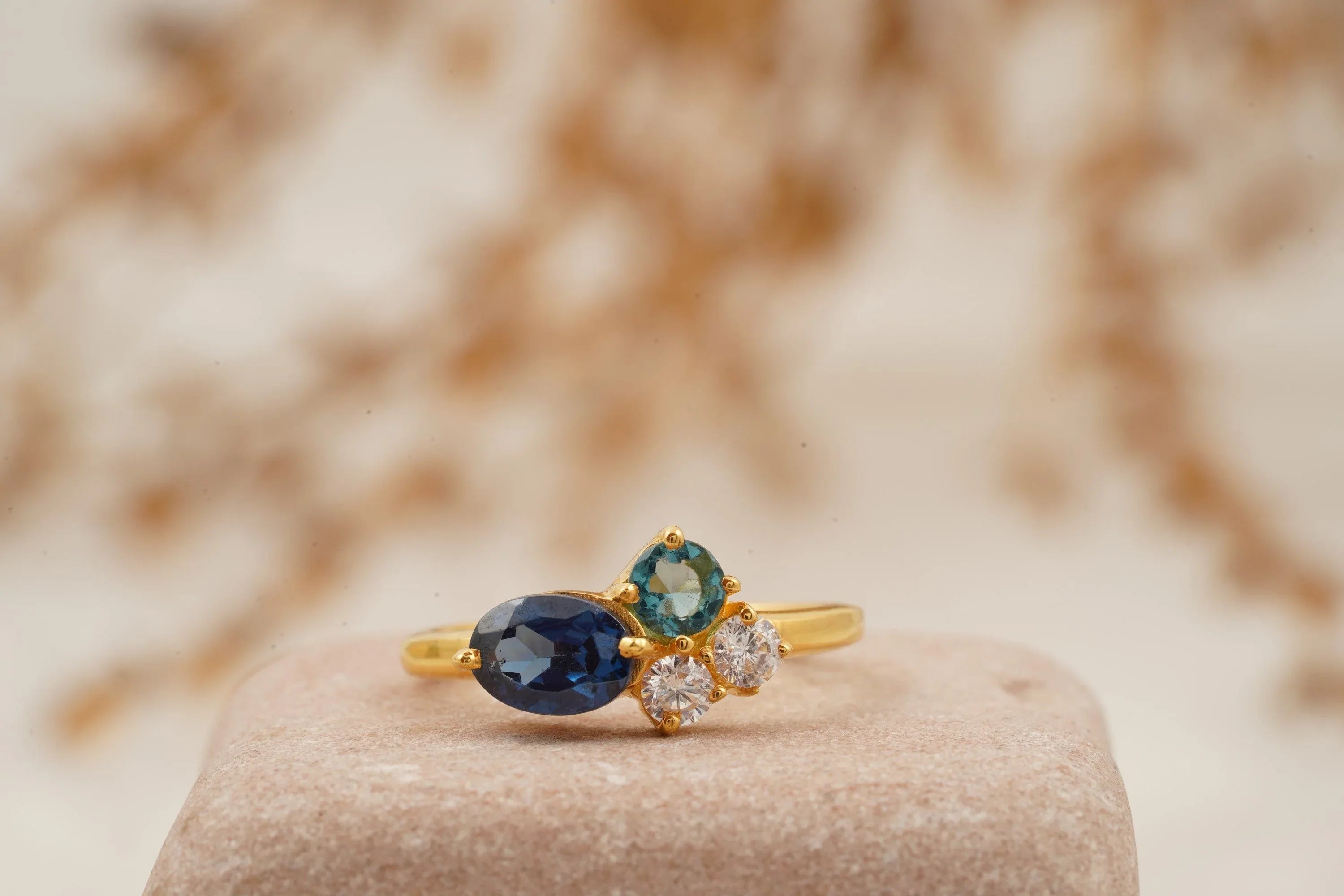 Cluster Sapphire Multi-Stone Stacking 14K Yellow Gold Ring - Gigiscc
