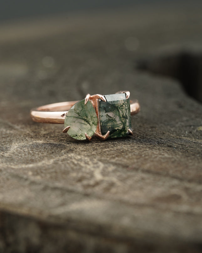 Pear cut gemstone ring