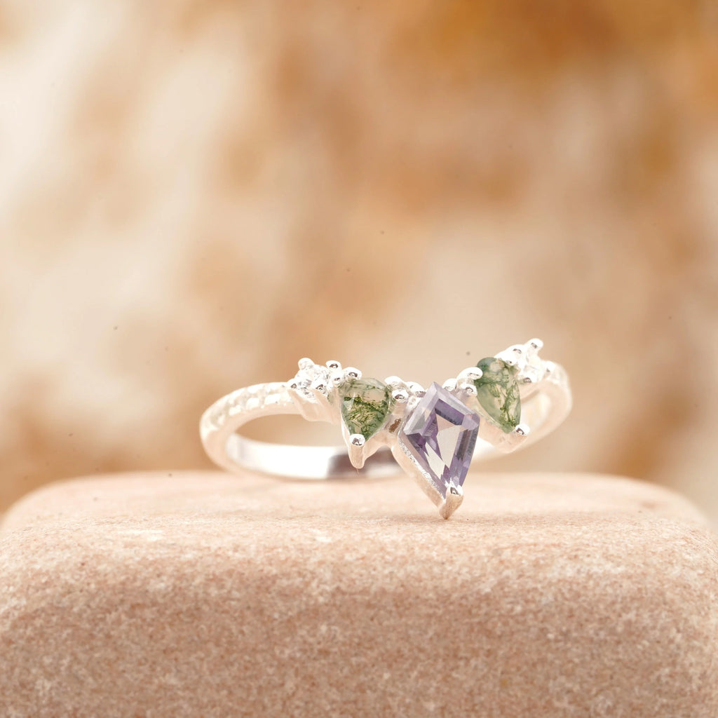 Kite Shaped Alexandrite 925 Sterling Silver Wedding Band - Gigiscc