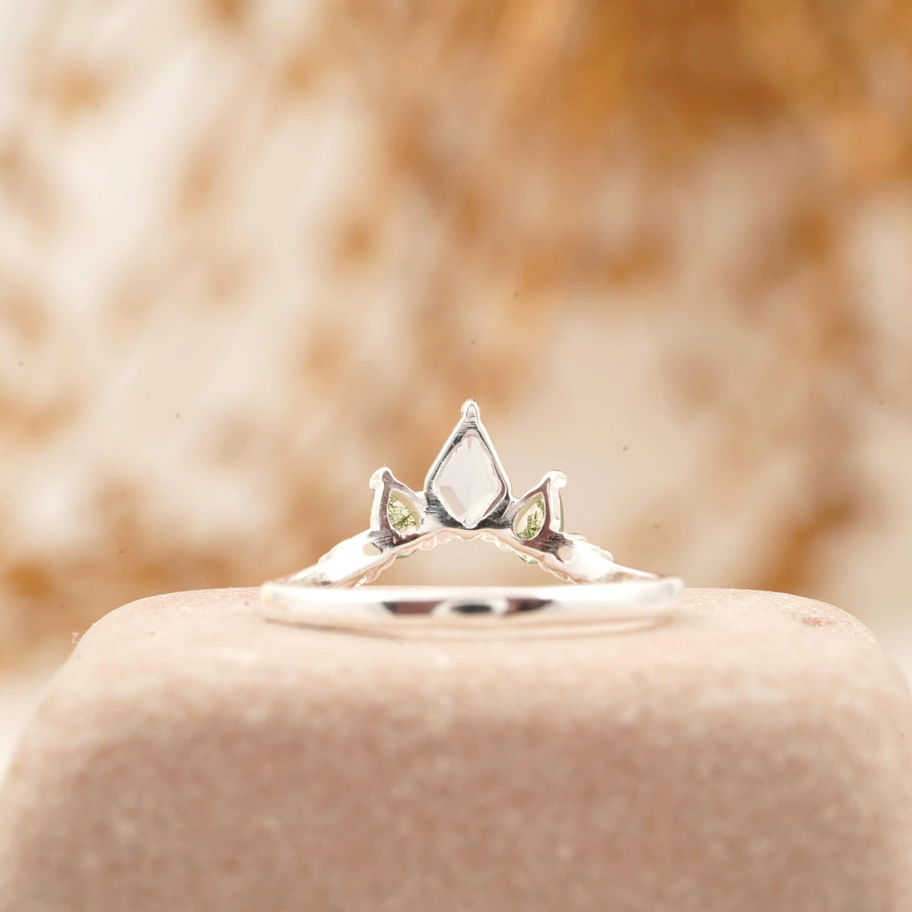 Kite Shaped Alexandrite 925 Sterling Silver Wedding Band - Gigiscc