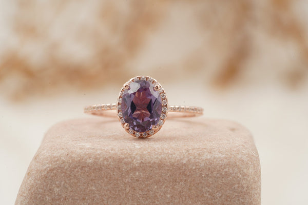 Oval Alexandrite Color-Change Halo Diamond Ring in 14K Rose Gold