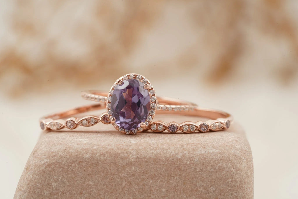 Oval Cut Alexandrite Engagement Ring 3pcs Set Halo Diamond Band - Gigiscc