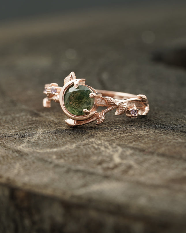 Leaf design engagement ring