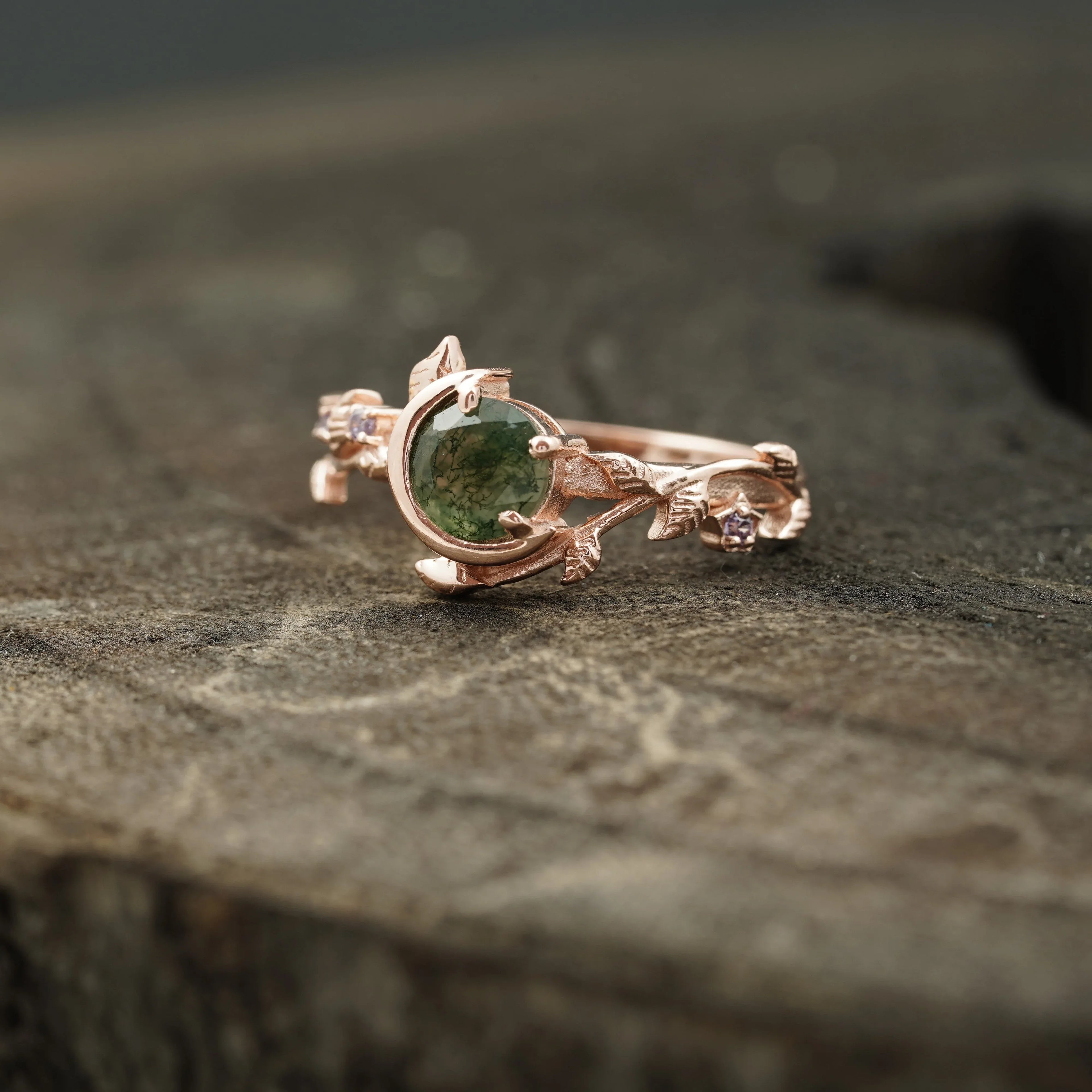 Round Natural Moss Agate Leaf Design Engagement Ring - Gigiscc