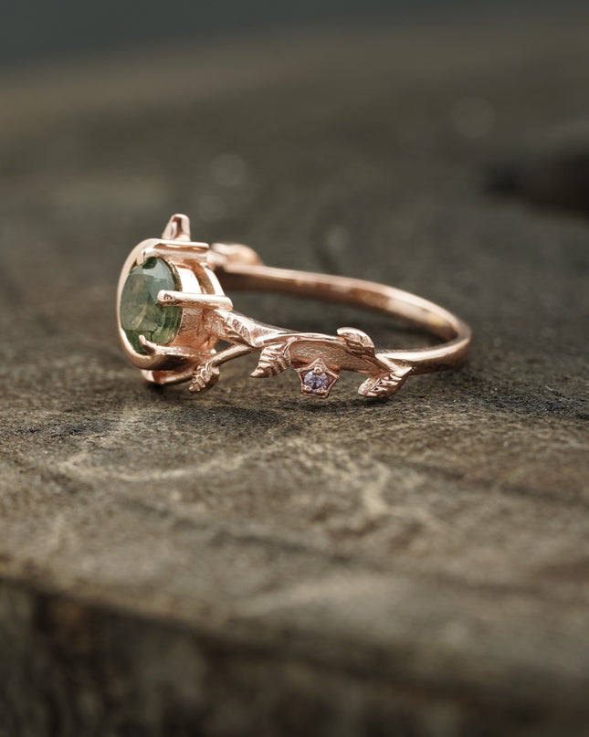 Unique and romantic ring