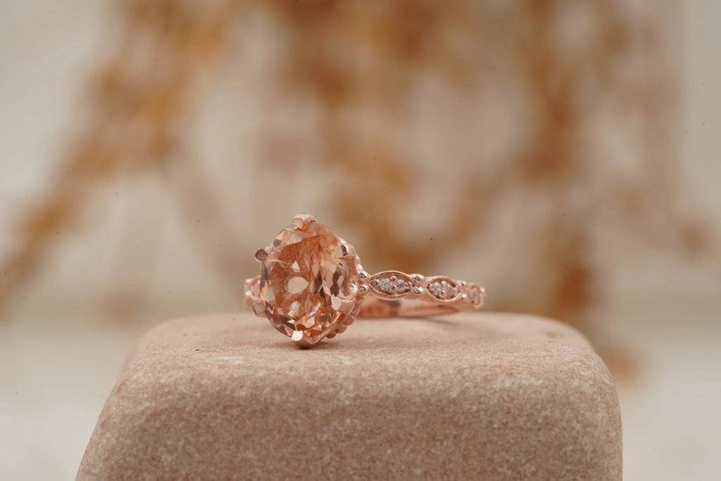Oval Cut Morganite 2.5ct Engagement Rings For Women - Gigiscc