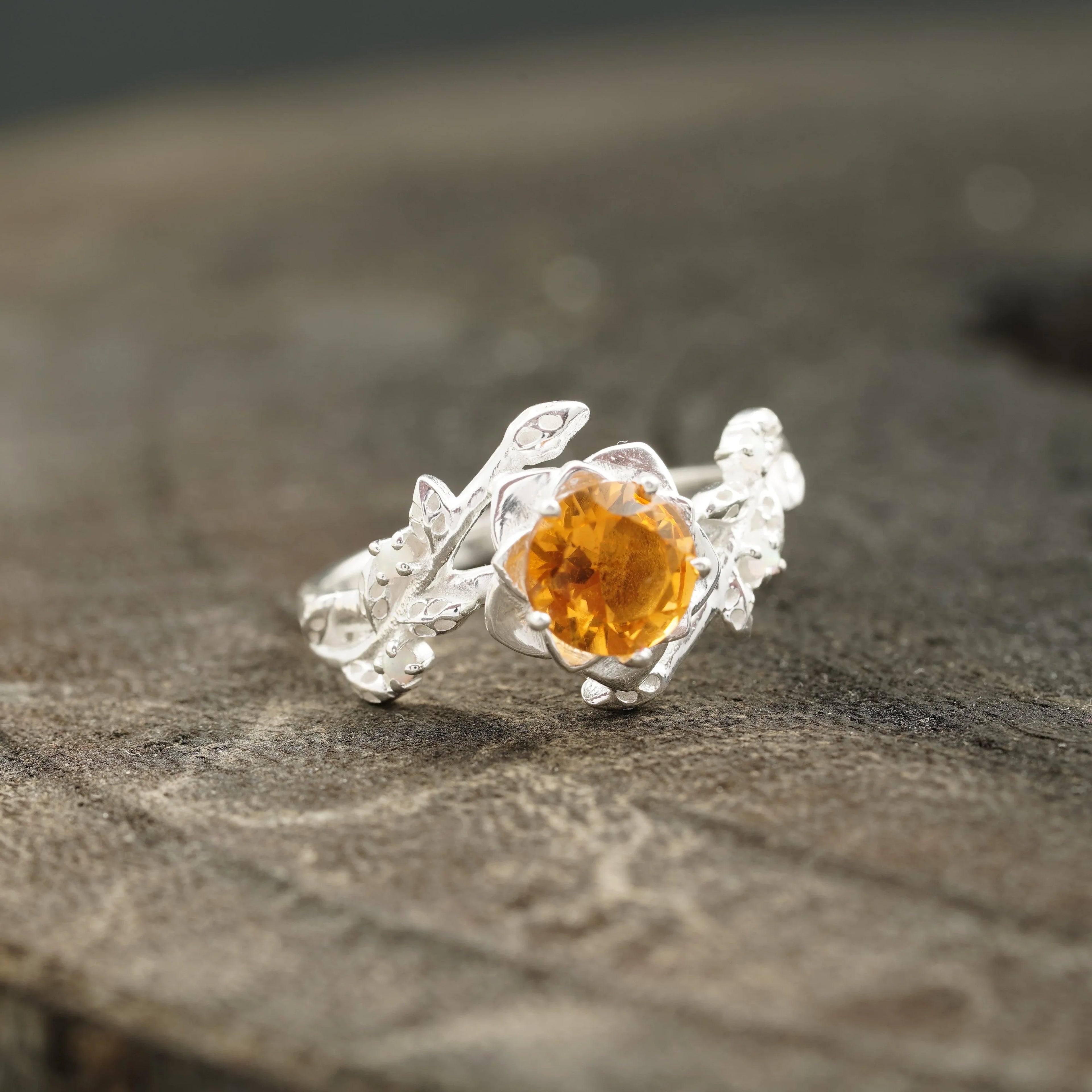 Round Citrine Leaf Engagement Ring | Nature-Inspired 925 Silver - Gigiscc