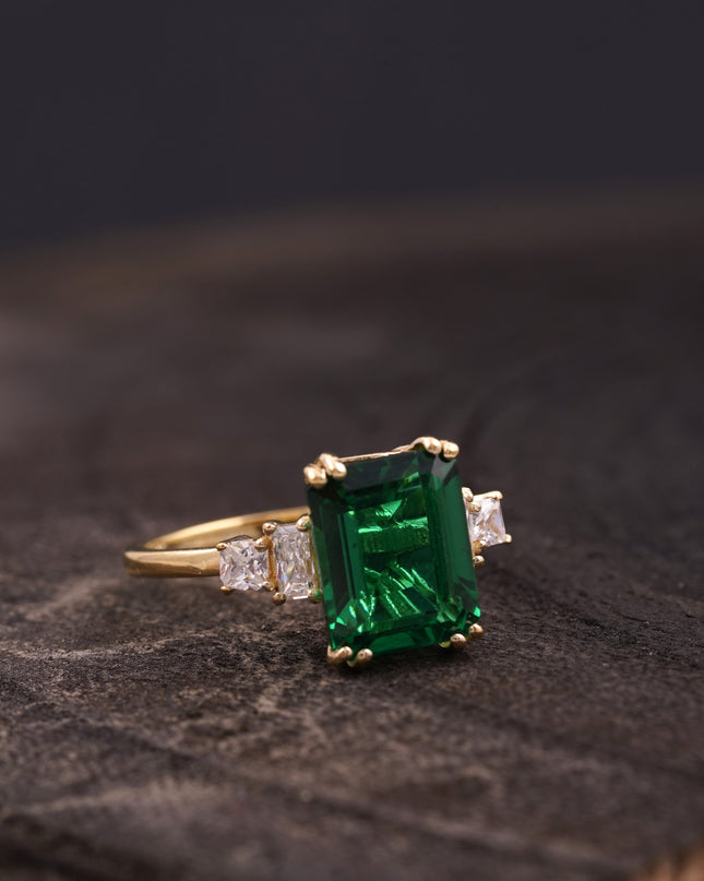 Baguette Cut Moissanite & Green Emerald Ring Right Angle