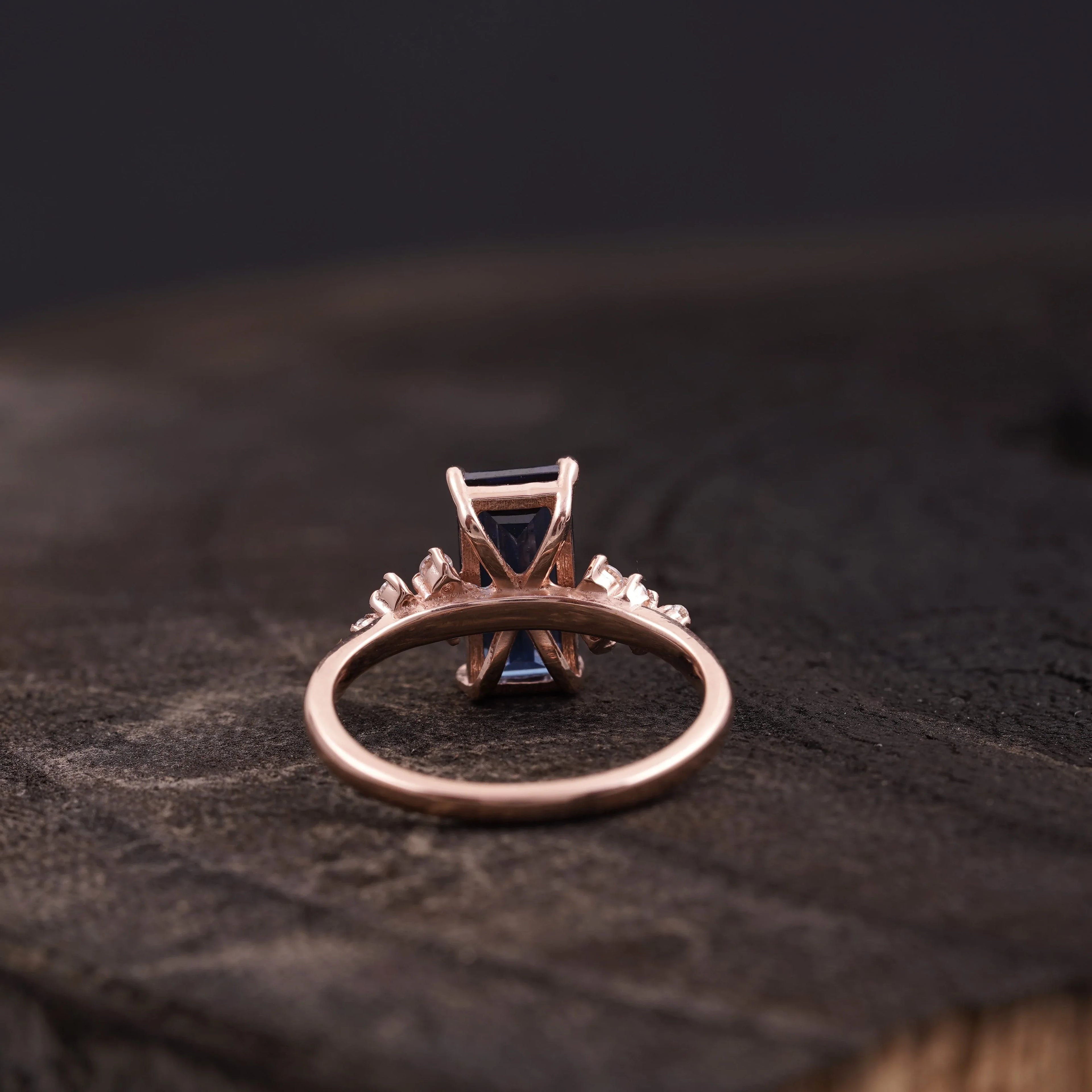 Blue Sapphire Cluster Engagement Ring - Gigiscc