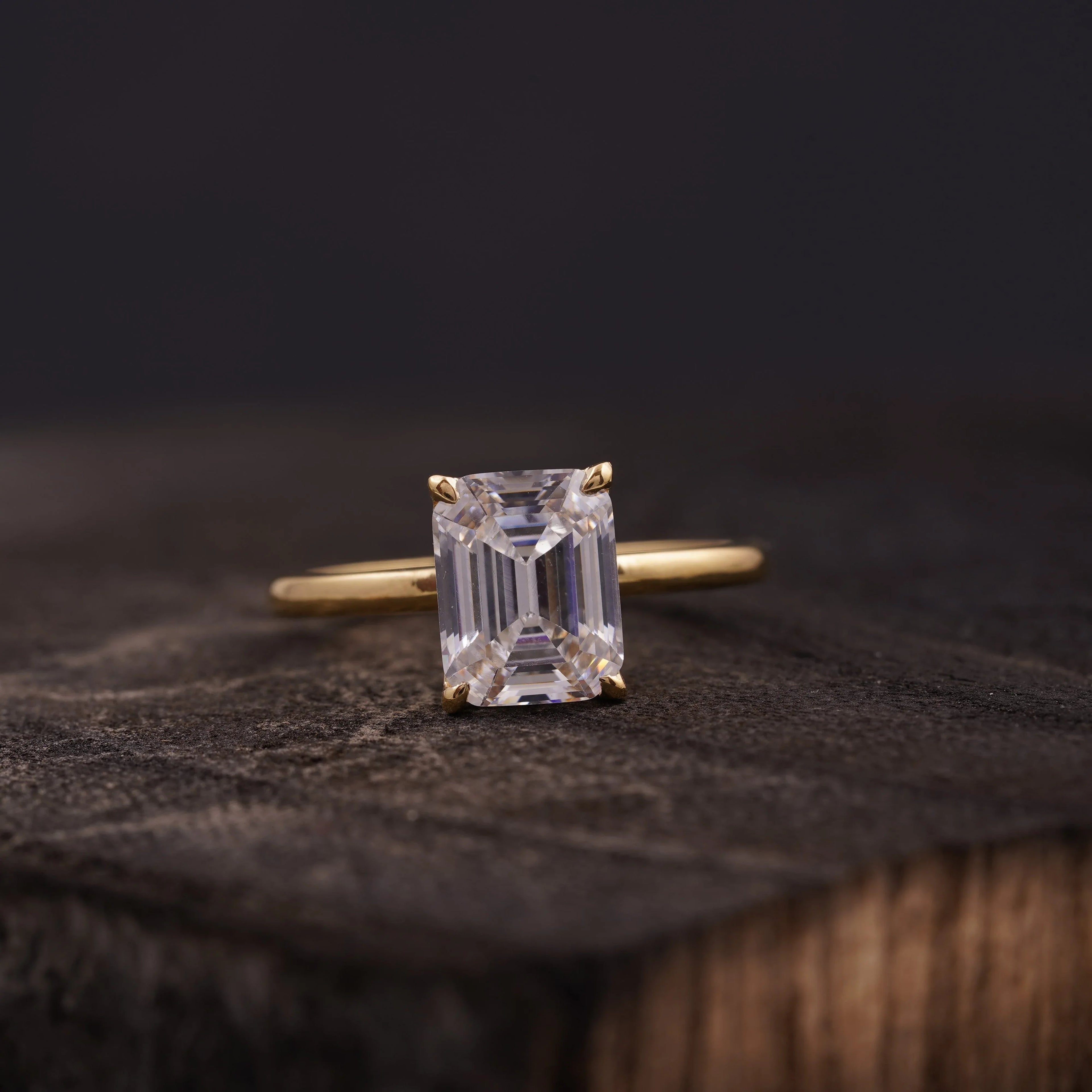 Emerald Cut Moissanite Diamond Solitaire Engagement - Gigiscc