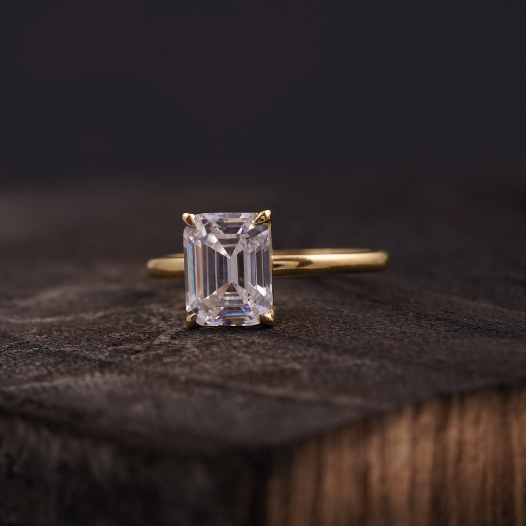 Emerald Cut Moissanite Diamond Solitaire Engagement - Gigiscc