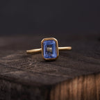Aquamarine Gemstone Bezel Set Solid Gold Engagement Ring - Gigiscc
