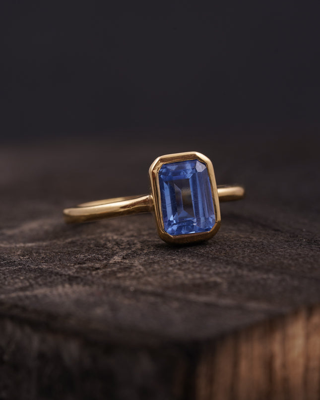 Aquamarine Gemstone Bezel Set Solid Gold Engagement Ring Right SIde