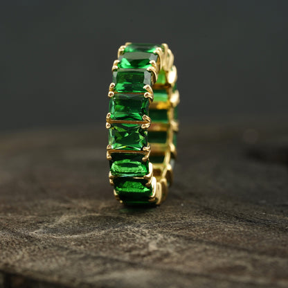 Emerald Eternity Wedding Band – May Birthstone Ring Trend