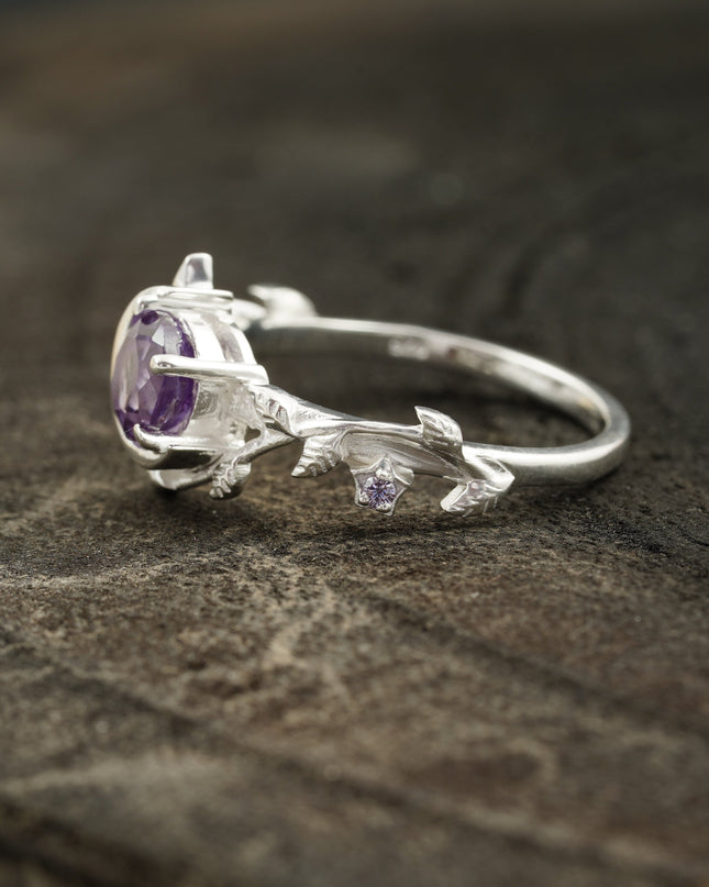 Alexandrite Moon Star Leaf Amethyst Engagement Ring Side Ring position