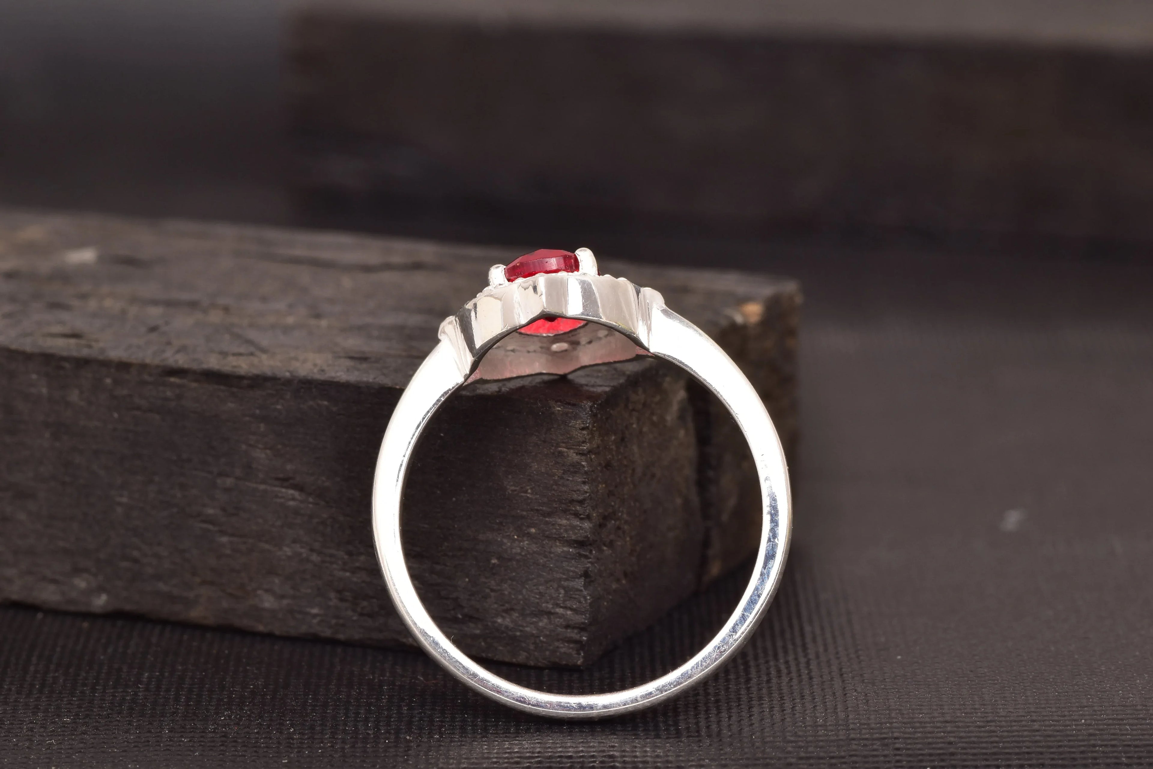 Oval Cut Red Ruby 925 Sterling Silver Statement Ring - Gigiscc