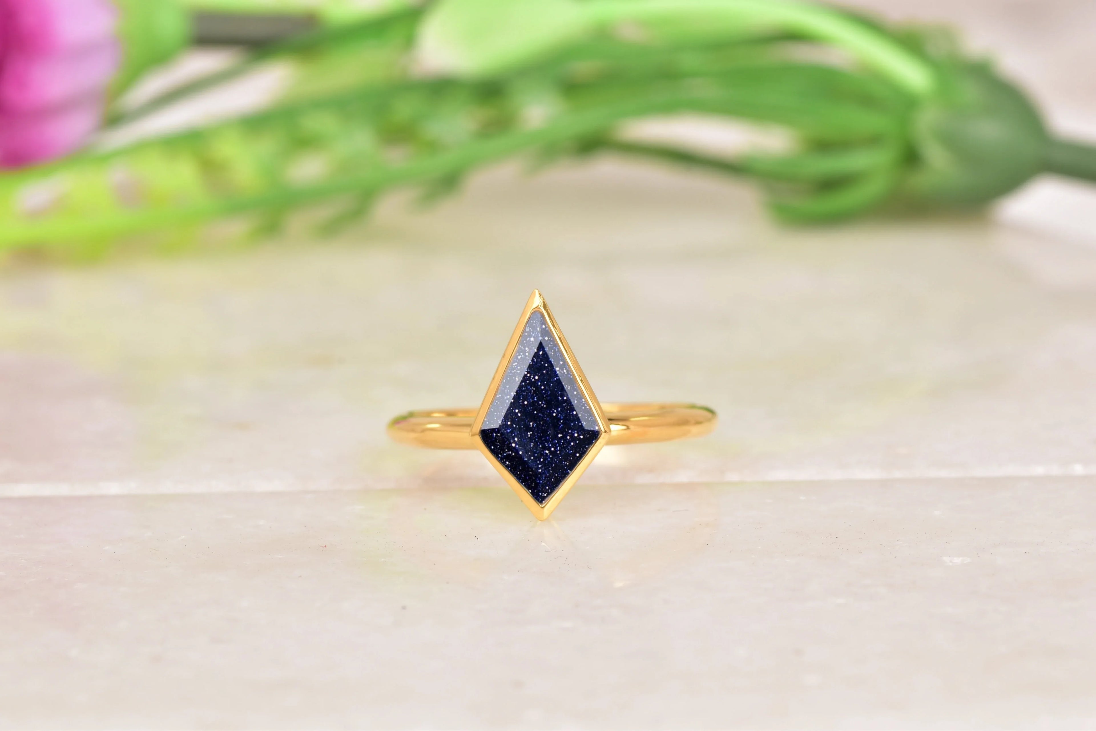 Kite Shaped Sandstone Ring - Gigiscc