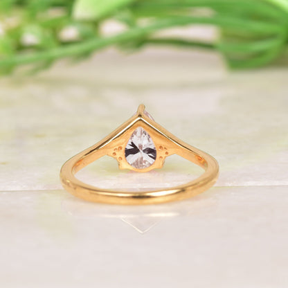 Moissanite Engagement Ring 