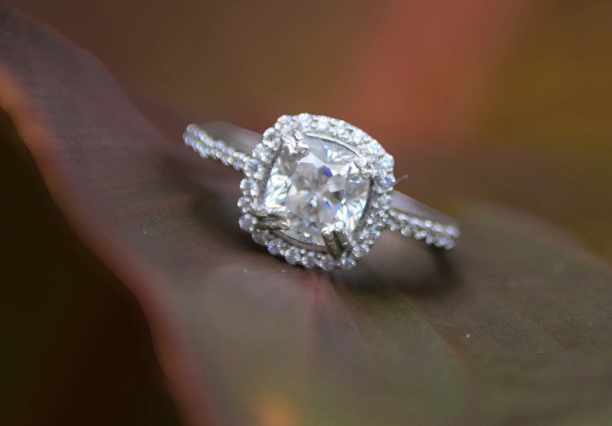 2ct Exquisite Cushion Cut Halo Moissanite Ring - Gigiscc