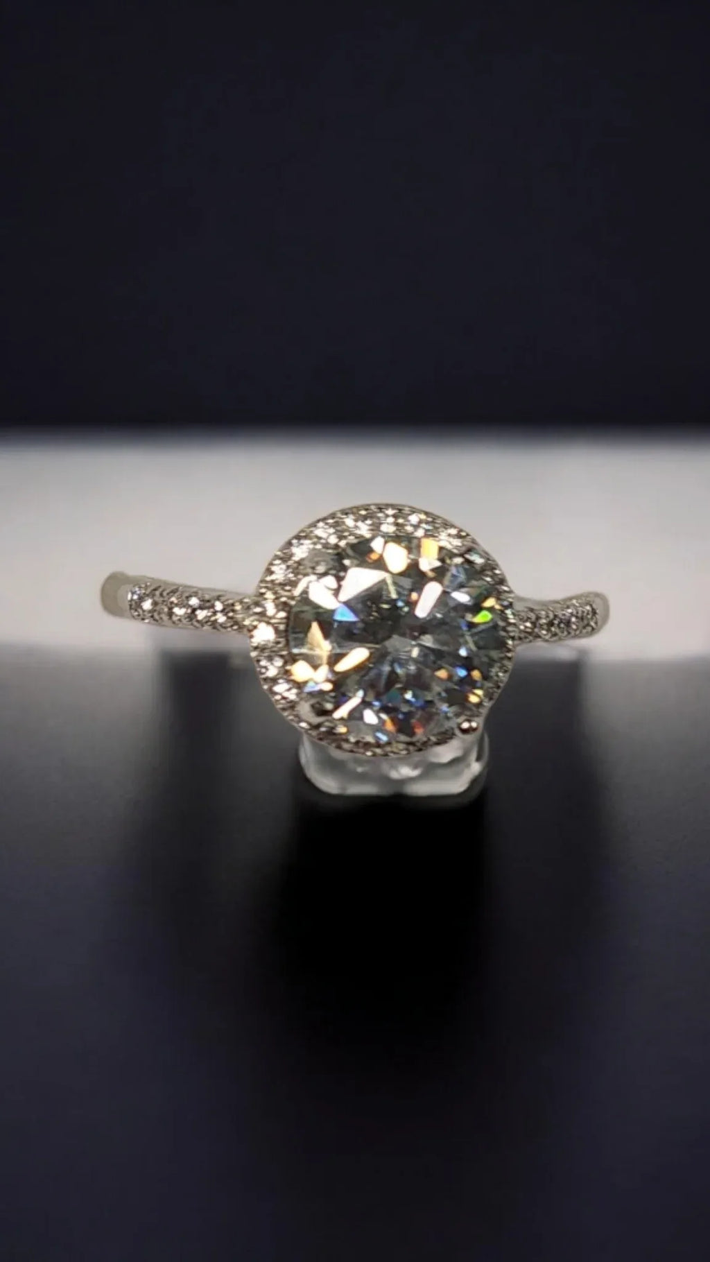 2ct Exquisite Round Halo Moissanite Ring Classic Round Brilliant Cut Engagement Ring, Anniversary Ring. - Gigiscc