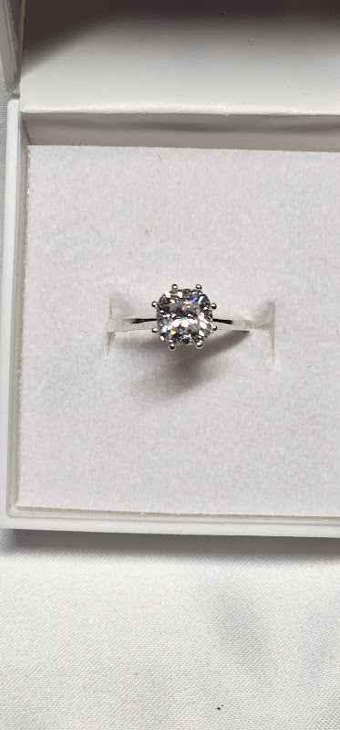 2ct Classic and Timeless Brilliant Cut Moissanite Solitaire Ring Elegant Moissanite Solitaire Ring - Gigiscc