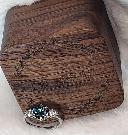 5 stone 4ctw Round Moissanite Rainbow Green