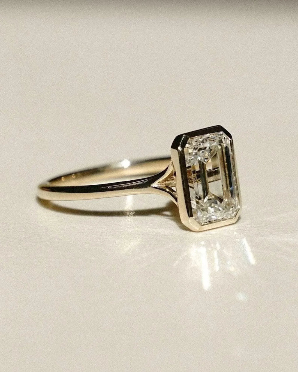 3 CT Emerald Cut Moissanite Engagement Ring Bezel Set Wedding Rings - Gigiscc