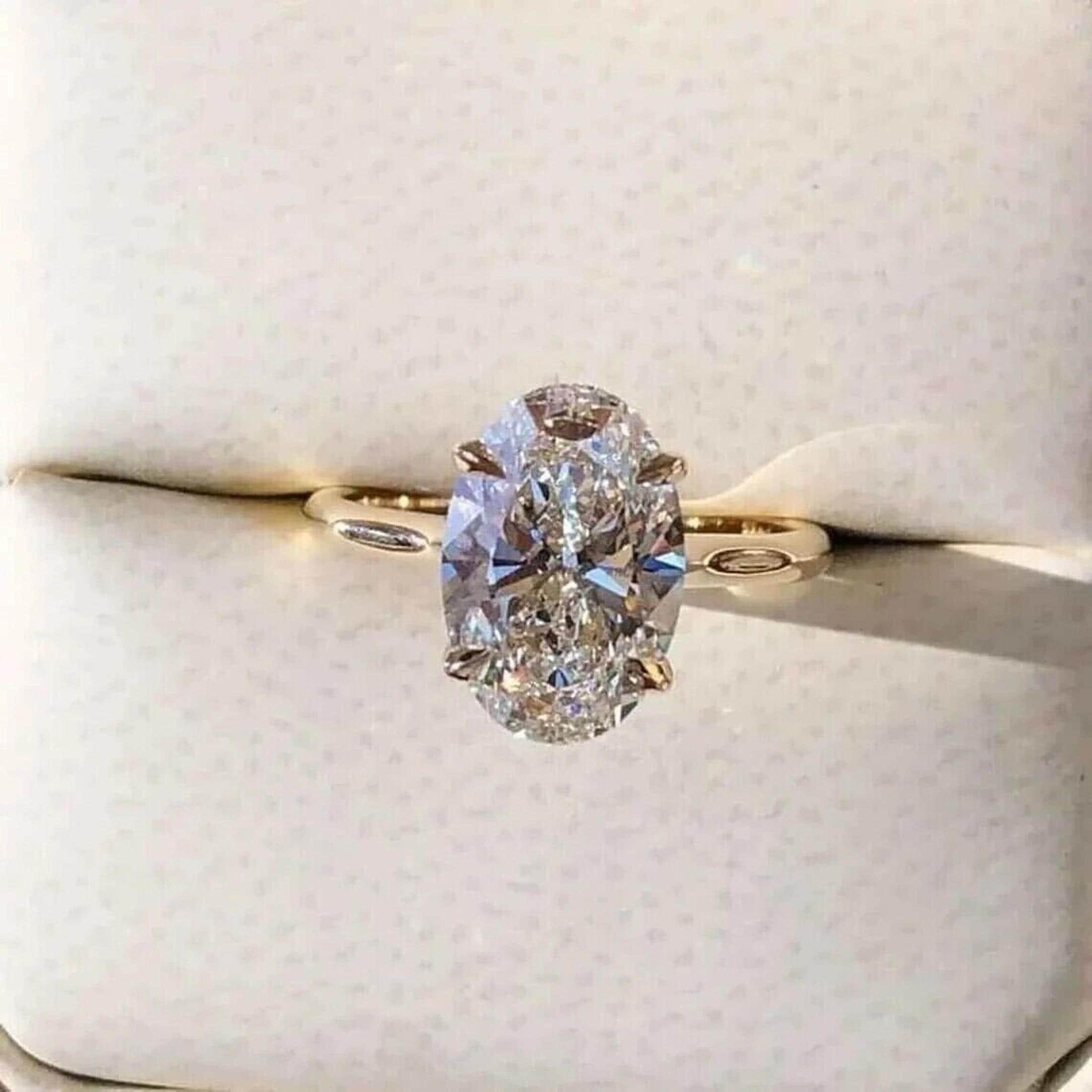 Oval Cut Moissanite Ring Daisy Floral Engagement Ring - Gigiscc
