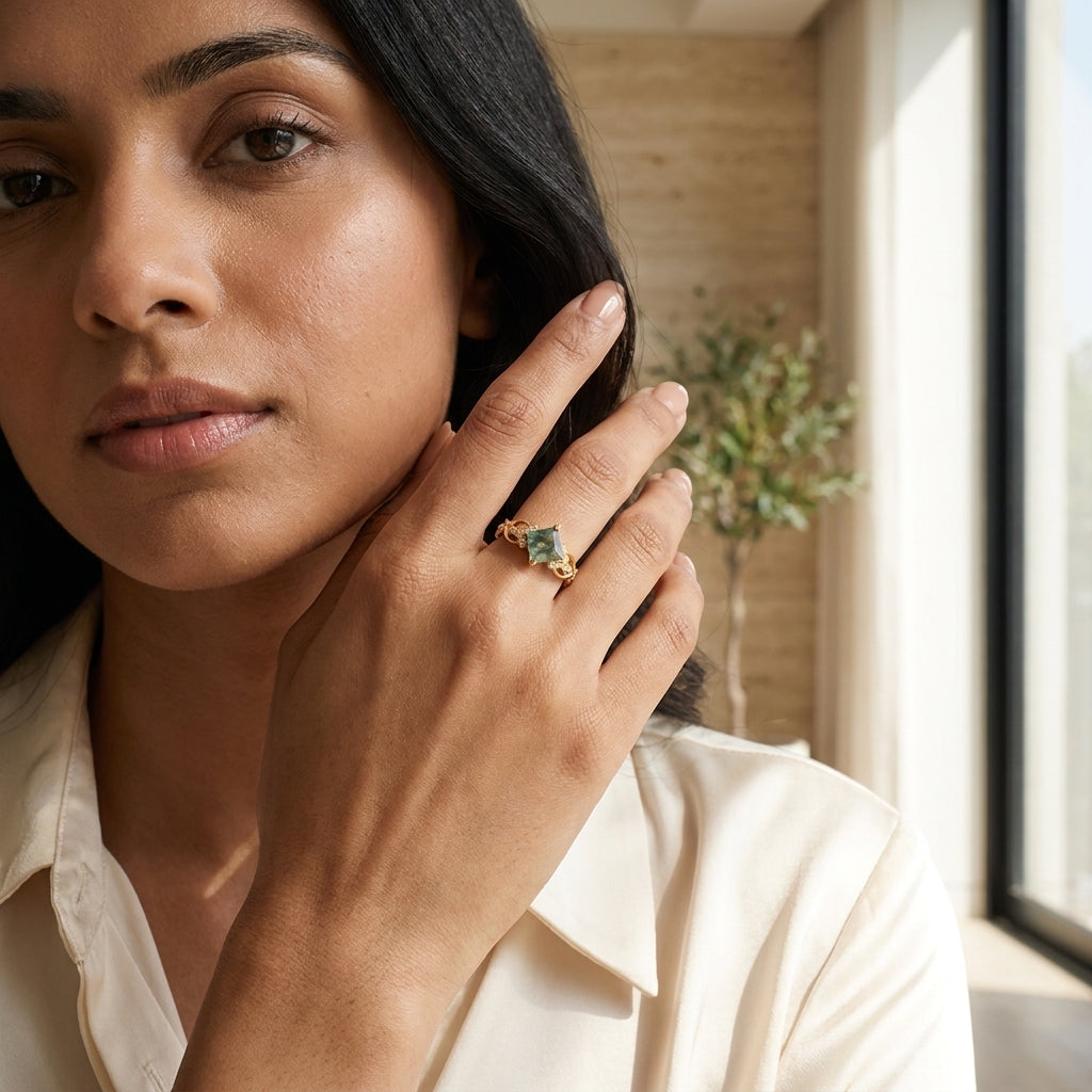 Princess cut Moss Agate engagement ring With model