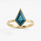 Kite Shaped Color-Change Alexandrite Ring