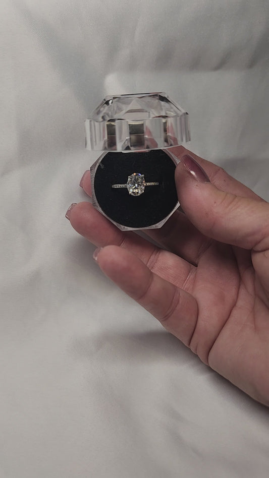 2ct Sparkling Oval Brilliant Cut Moissanite Solitaire Ring with White Gold setting