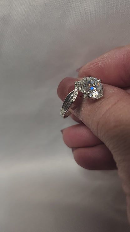 Stunning 2ct Round Brilliant Cut offset Moissanite Solitaire setting in White Gold