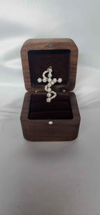 6ctw Moissanite 14k gold Cross Pendant Elegant Moissanite Necklace. GRA Certified, VVS1. - Gigiscc