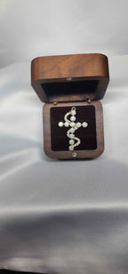 6ctw Moissanite 14k gold Cross Pendant Elegant Moissanite Necklace. GRA Certified, VVS1. - Gigiscc